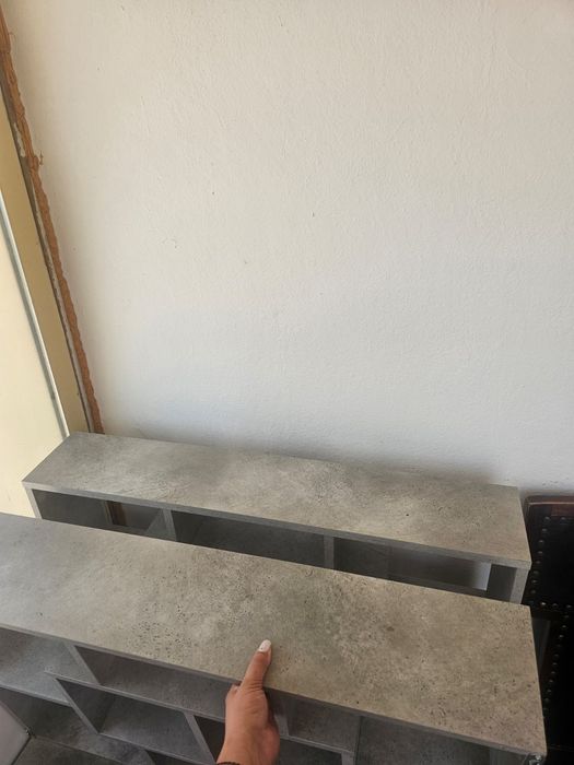 Rafturi de perete ca noi