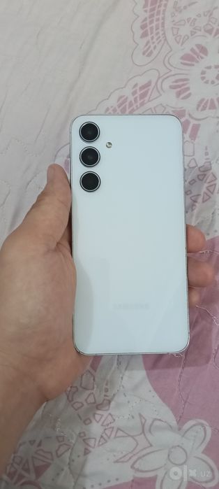 Samsung Galaxy A55 5G 8+8/128GB White Silver Igravoy Holati Zor Yaxshi