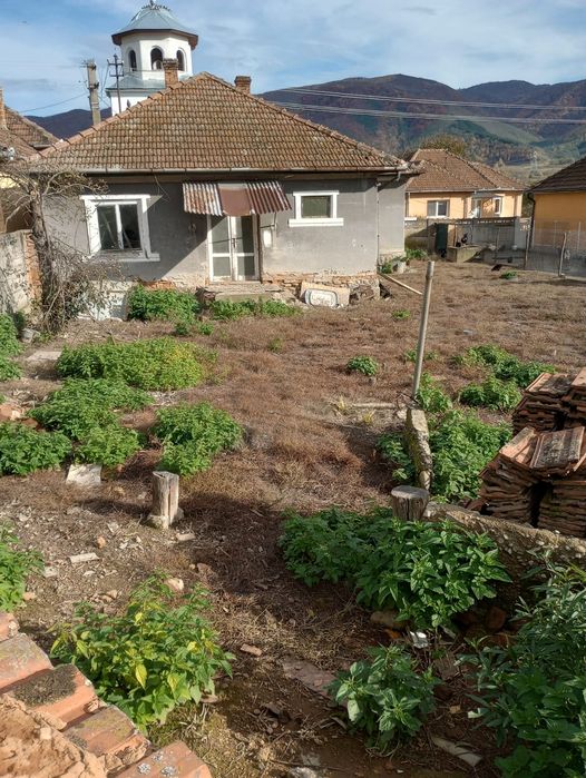 Vând Casă în Subcetate