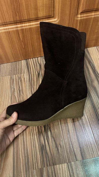 Продам наиуральные сапоги зима