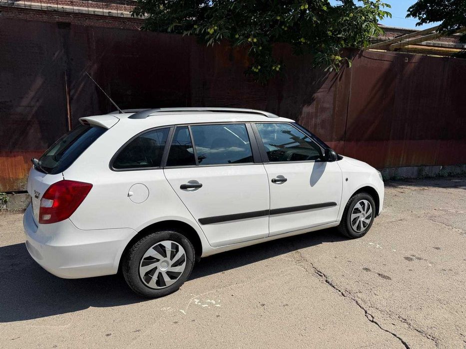 Vand Skoda Fabia- Proprietar in acte