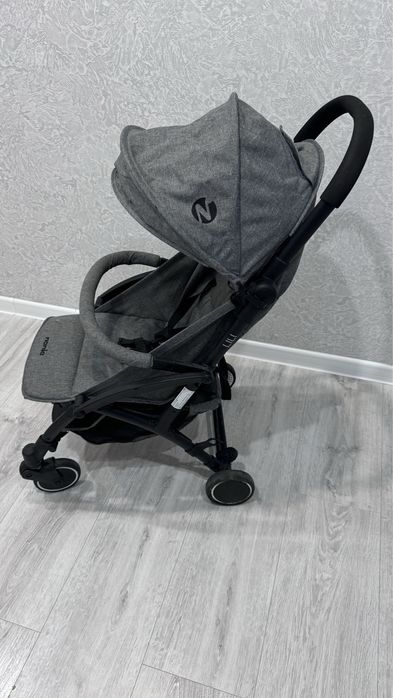Продам детскую коляску