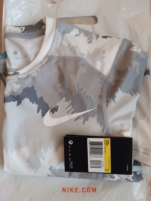 Тениска Nike Pro размер S