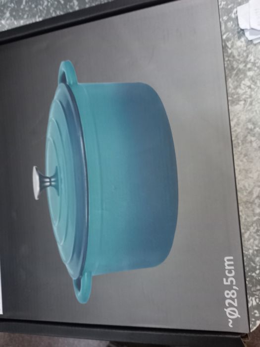 Cratiță fontă emailată 6 L Ofertă 298 lei