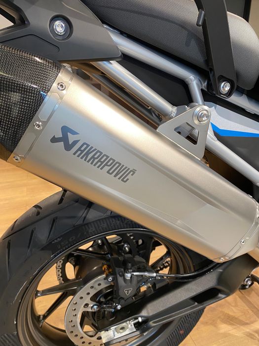Lichidare Motocicletă Triumph Tiger 900 Alpine Edition 2026 | Bonus accesorii | End Summer Sale