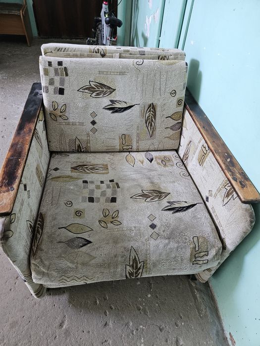 Кресло отдам даром