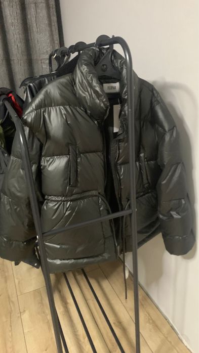 Верхняя одежда почти новое