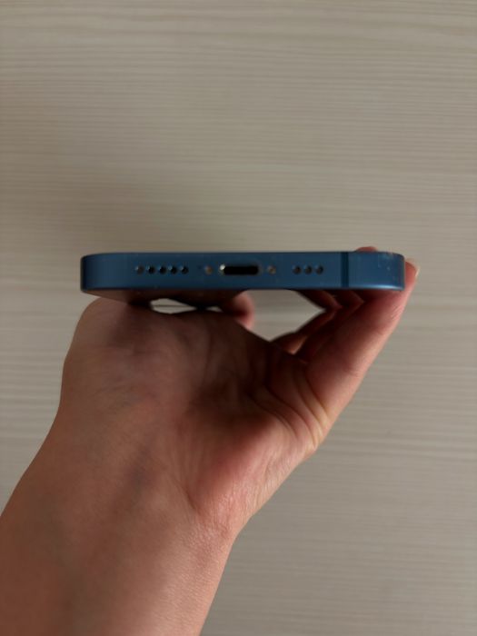 Iphone 13/ 128 гб / синий