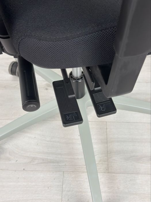 Ергономичен офис стол Dauphin за дома и офиса обзавеждане