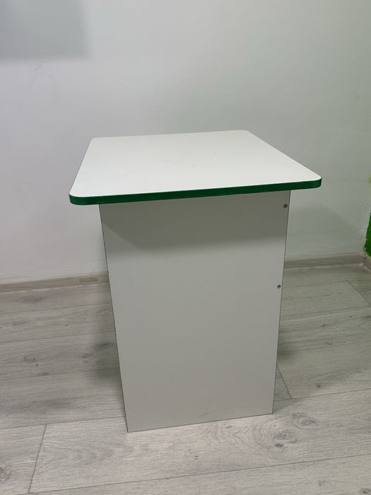 Продается стол ученический, парта