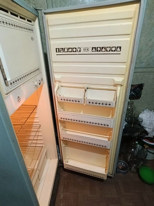 Продам холодильник  Sino
