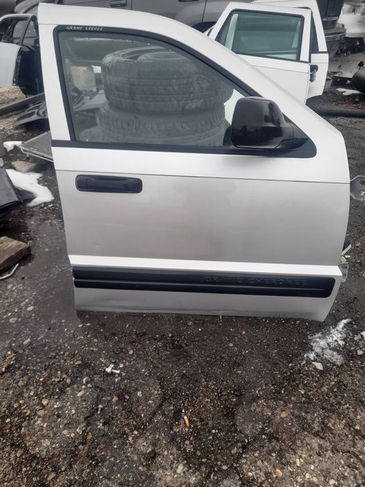 Врати Jeep Grand Cherokee