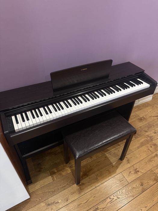 Yamaha arius YDP-143 срочно продам