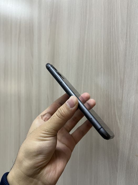 Продам Айфон 11 128ГБ 94%