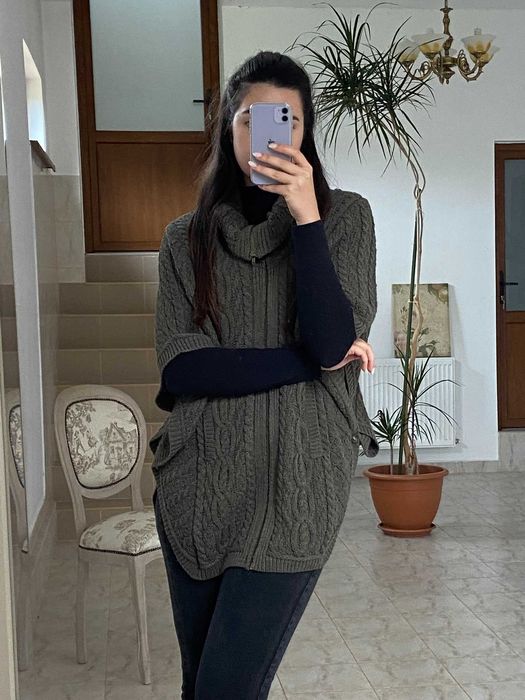 Cardigan impletit cu buzunare, conditie excelenta, marimea L