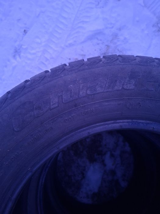 Зимние шины в размере 195/65/15