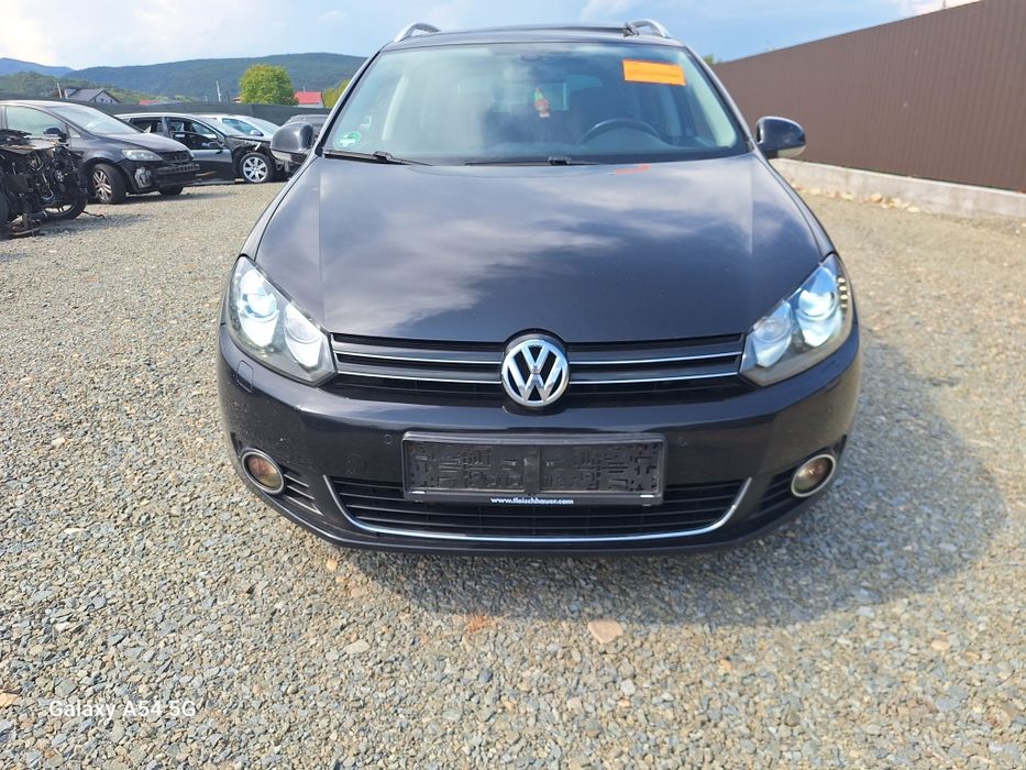 Dezmembrez VW Golf 6 break xenon 2.0 tdi cod culoare LC9X
