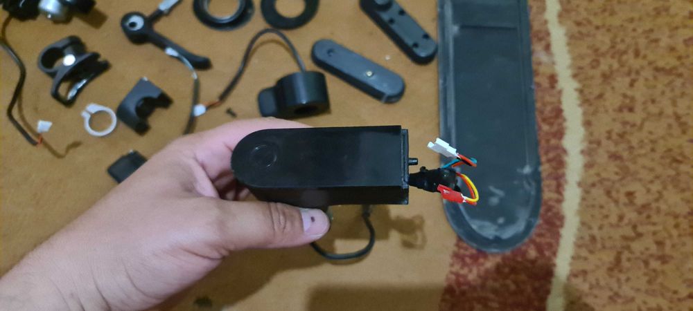 Останали части от тротинетка