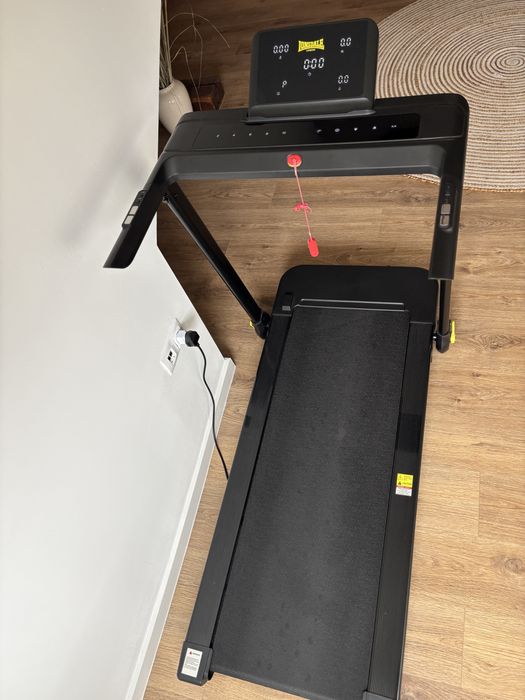 Banda de alergare electrica Lonsdale