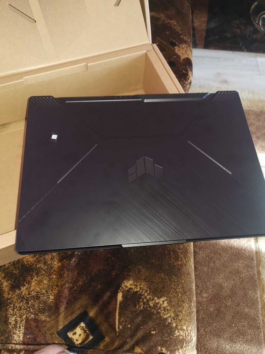 Asus Tuf A15 FA506NCR лаптоп
