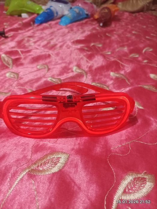 Светящиеся очки для детей