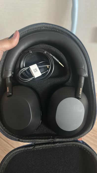 Наушники Sony WH-1000XM5