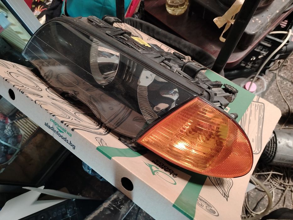 Фарове с мигачи за BMW 3 e46 - ляв и десен фар и мигач