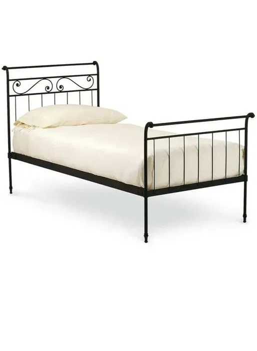 Металлическая кровать