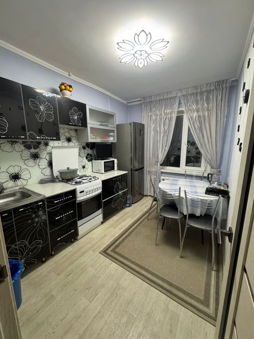 Продам 2 комн квартиру