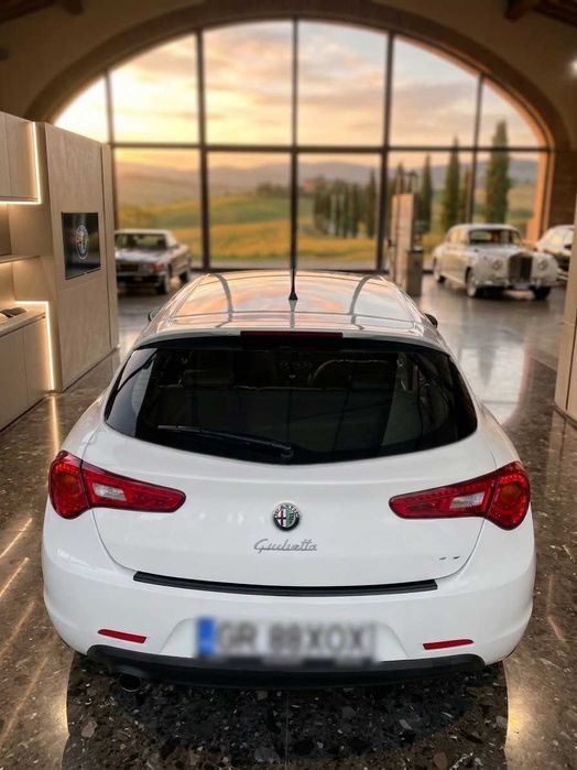 Alfa Romeo Giulietta