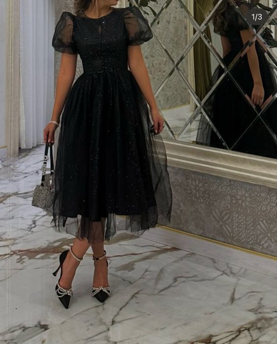 Чёрное платье в блеск