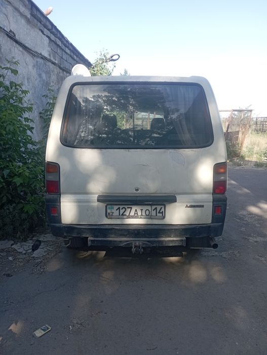 Mitsubishi L 300