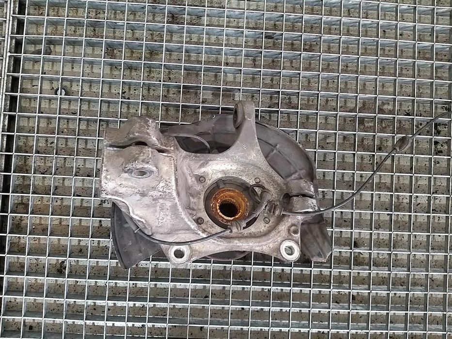 Fuzeta dreapta fata 2.0 jtdm alfa romeo giulietta 940