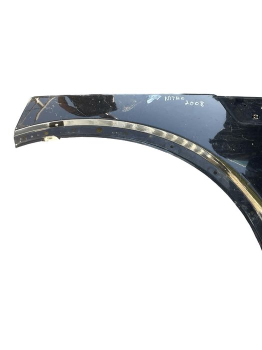 Aripa Stanga Fata Dodge Nitro 2006 - 2012
