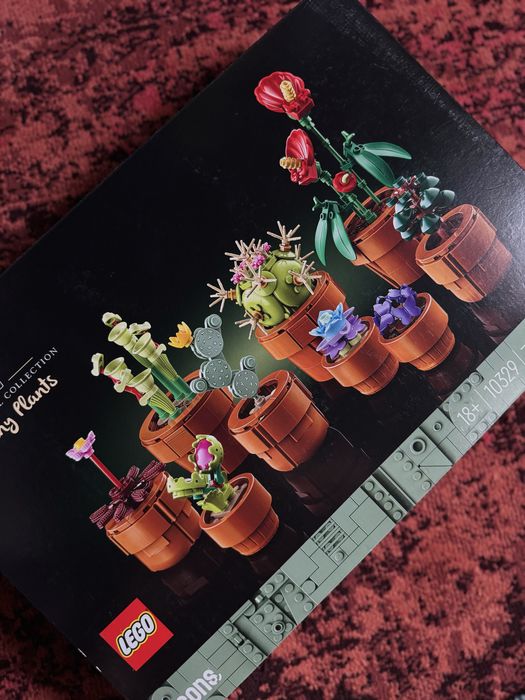 LEGO Tiny plants - nou, sigilat