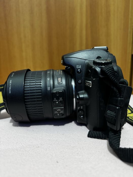 Aparta Nikon D80