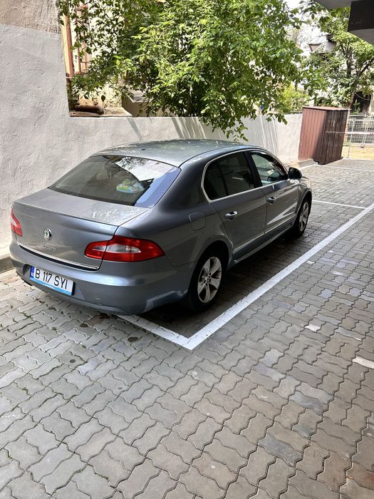 SKODA Superb 2011 — imagine 3