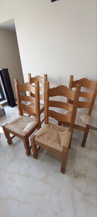 Трапезни столове от масивна дъбова дървесина - 4 броя