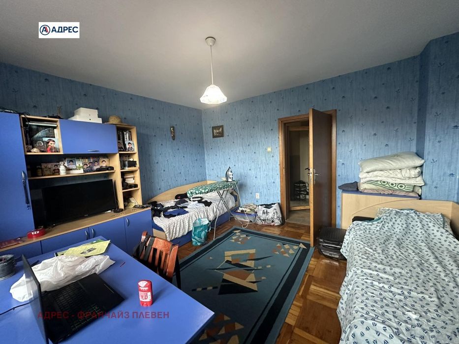 Продава се Тристаен апартамент в Плевен, 9-ти квартал - 97 кв.м за 2031 €/кв.м - Снимка #7