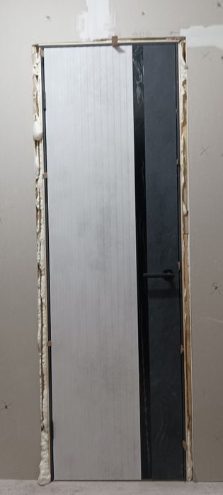 Продам дверь межкомнатную