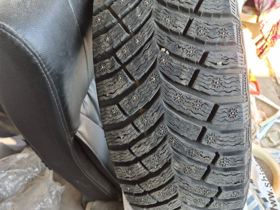 Продам шины Michelin