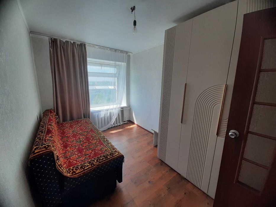 Продам 2-квартиру  пр. Строителей