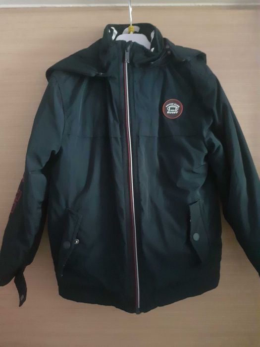 Vand geaca baieti Nukutuvake marimea 8,  7-8 ani, 40 de lei