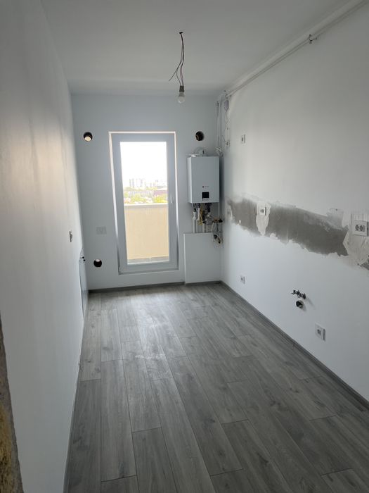 3 camere | Etalon Lacul Morii | Vedere directă la lac | Etaj 9/10 | 2 băi | 75 mp + balcon 11,63 mp