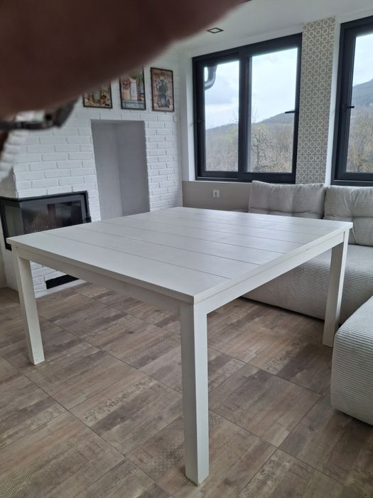 Трапезна маса 140/140