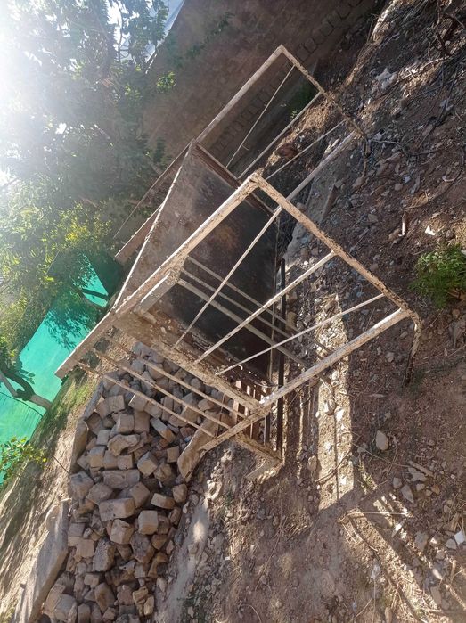 Продаёться лестница для магазин