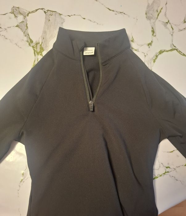 ПРОДАМ Спортивный рашгард Defacto