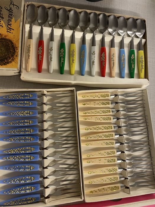 Tacamuri , scobitori si osiere pt. farfurie