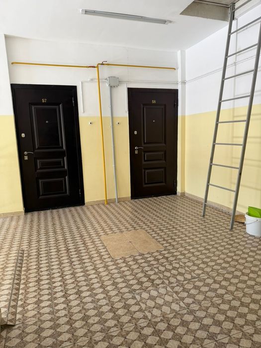 Срочно 3х комнатная в 15мкр продаётся