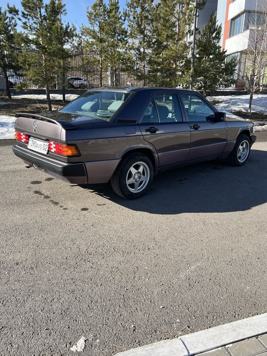 Mercedes Benz 190E w201